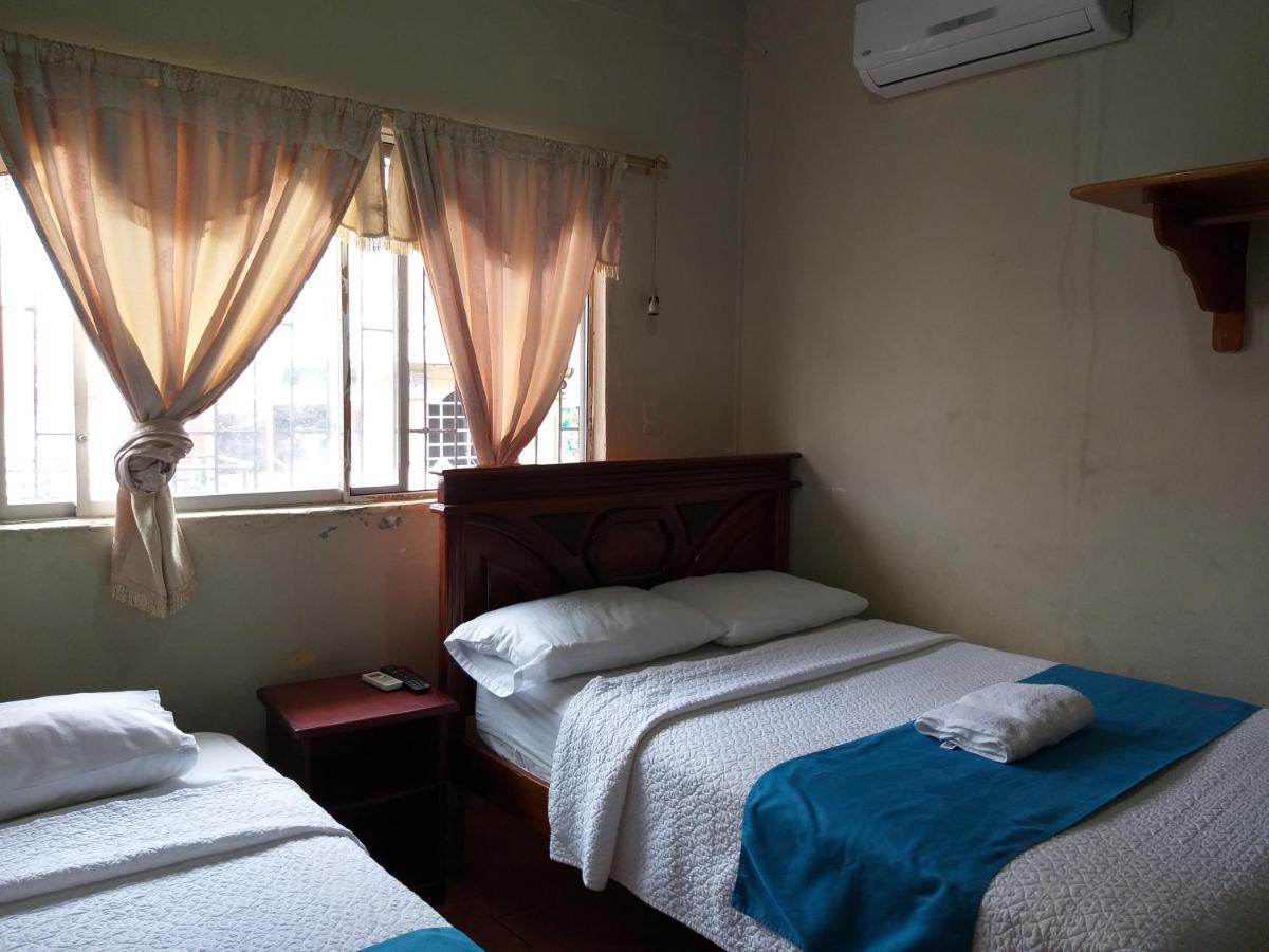 Hostal Miconia 푸에르토아요라 외부 사진