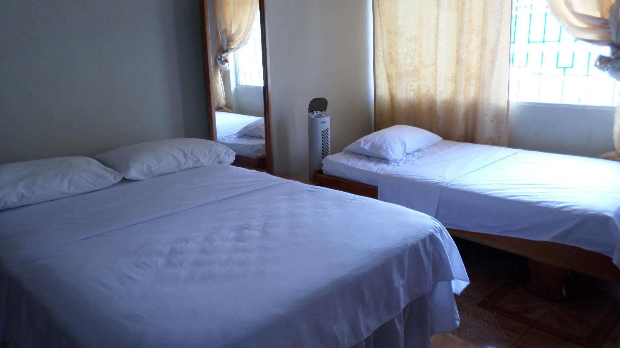 Hostal Miconia 푸에르토아요라 외부 사진